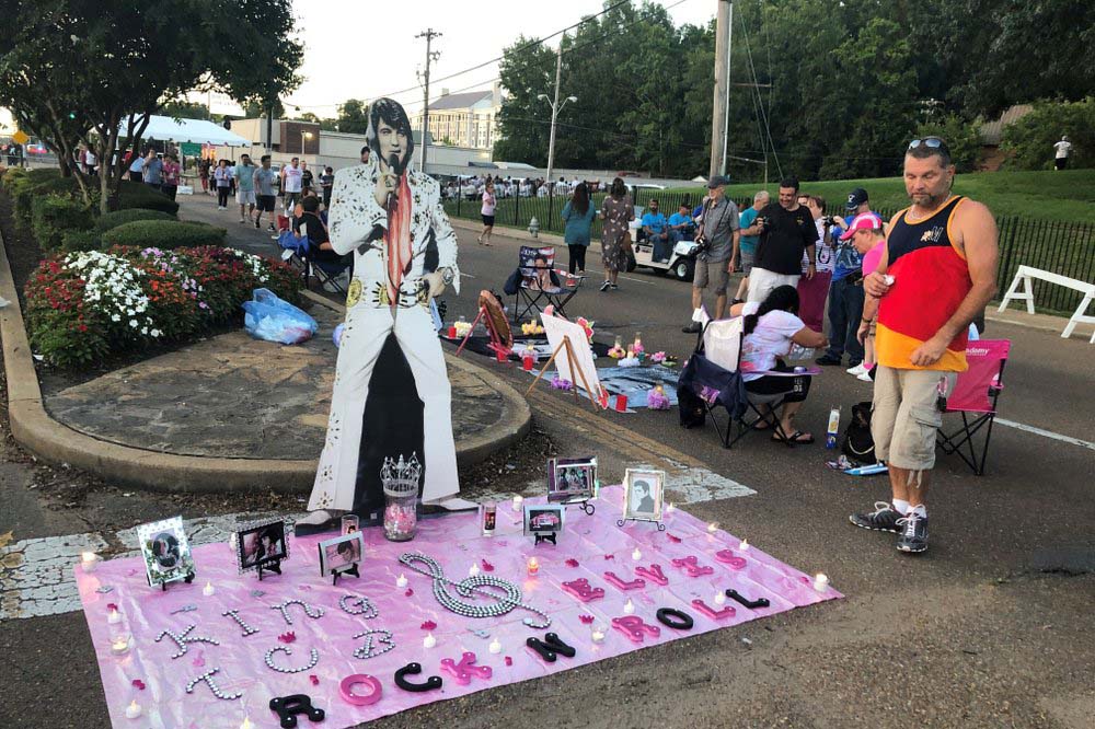 Graceland plans in-person events during Elvis Week