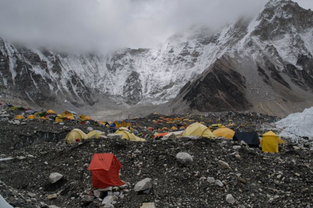 Two including one Nepali go missing during Everest expedition