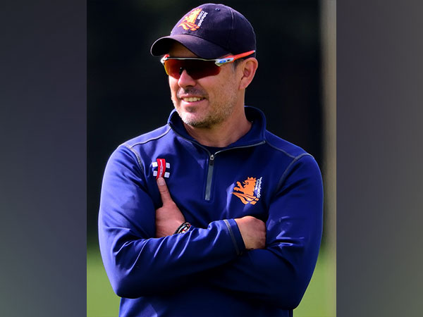 Netherlands coach out of critical condition