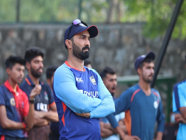 Dinesh Karthik feels blessed to play in front of Cuttack’s crowd