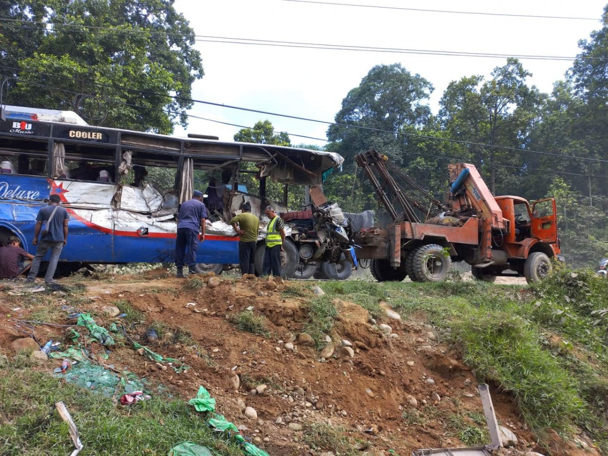 Sankhuwabhava bus accident: death toll reaches 14