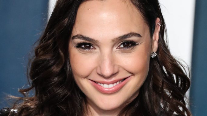 Gal Gadot to star in a remake of ‘To Catch a Thief’