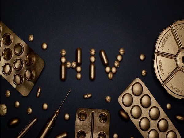 Study: HIV speeds up body’s aging processes