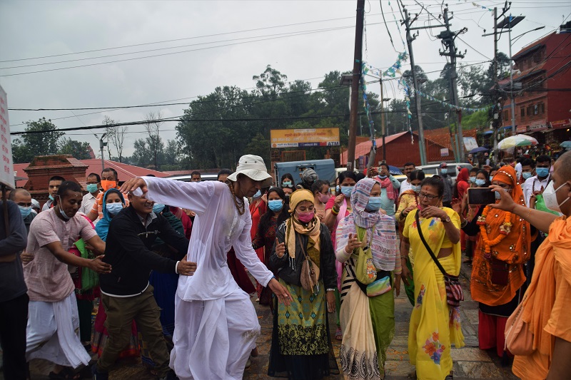 In Pictures: Harinam Kirtan in Pashupatinath