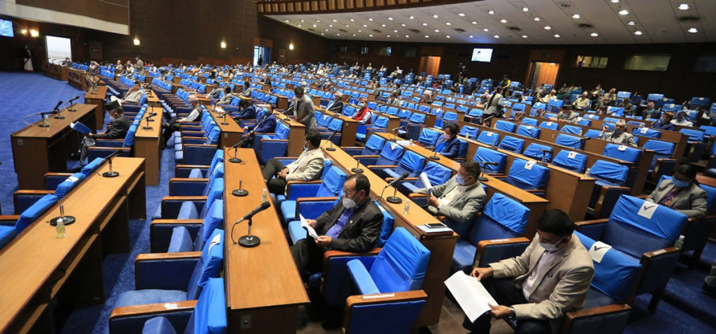 Lawmakers draw govt’s attention to current issues