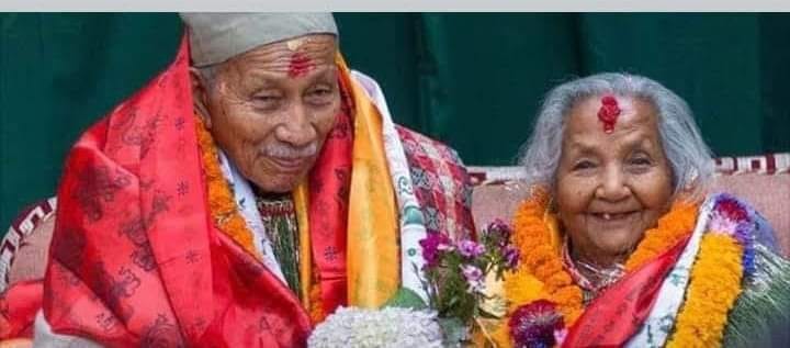 Late Satya Mohan Joshi’s wife passes away