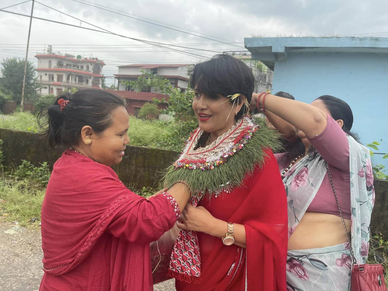 Singer Komal Oli registers candidacy from Dang