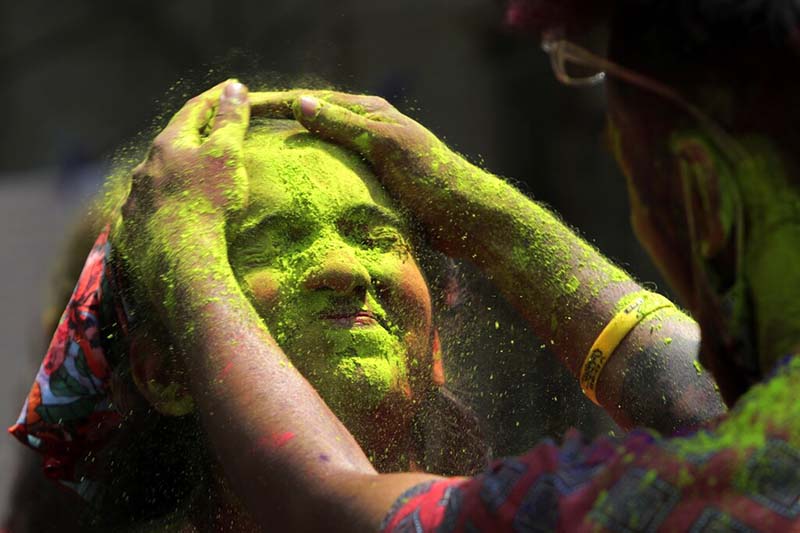 How to look after your skin this Holi