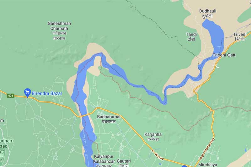 Four stranded in Kamala River, forest rescued