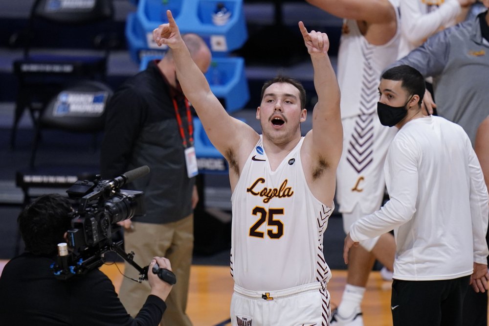 Sister Jean gets the vaccine and seat at the NCAA Tournament