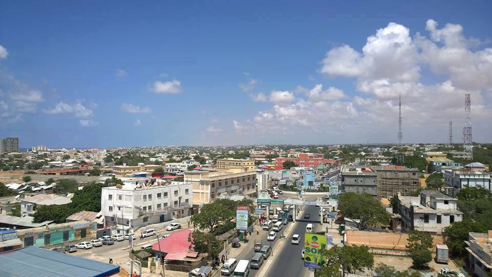 At least 10 dead in bombing at restaurant in Somali capital