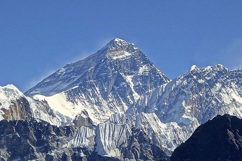 American climber’s body airlifted to Kathmandu