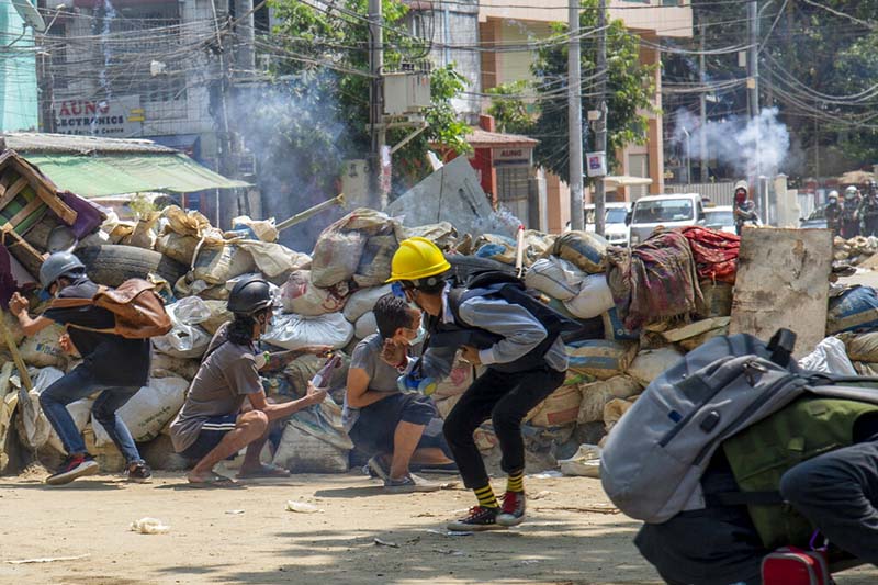 Deadly violence resumes in Myanmar after peaceful protests