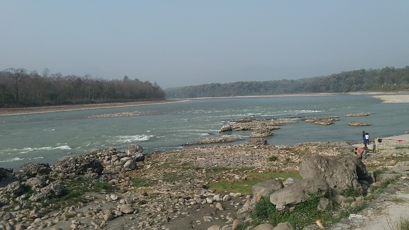 Construction of embankment in Narayani River started