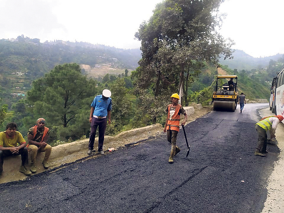 Narayangadh-Butwal road section: Only 50 percent progress with six months left for deadline to expire