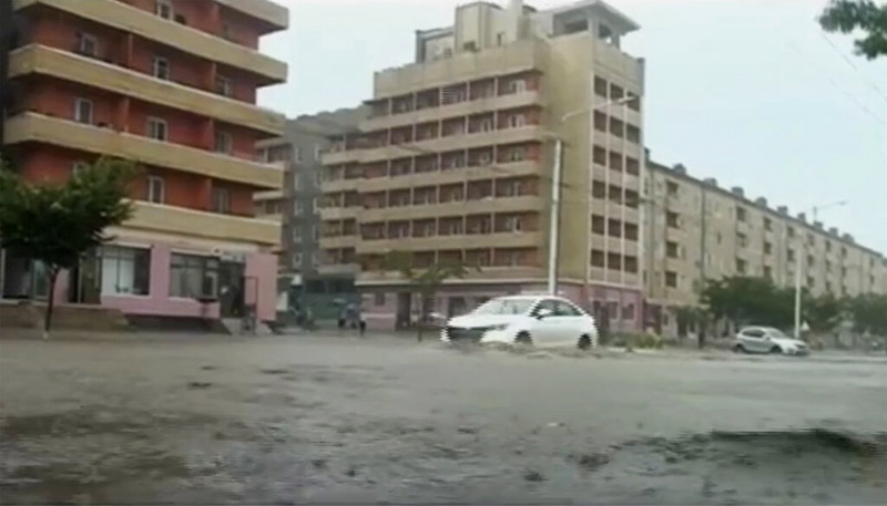 Thousands evacuated as torrential rain destroys houses in NKorea