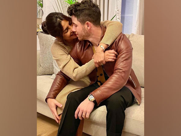 Priyanka Chopra celebrates Thanksgiving with husband Nick Jonas