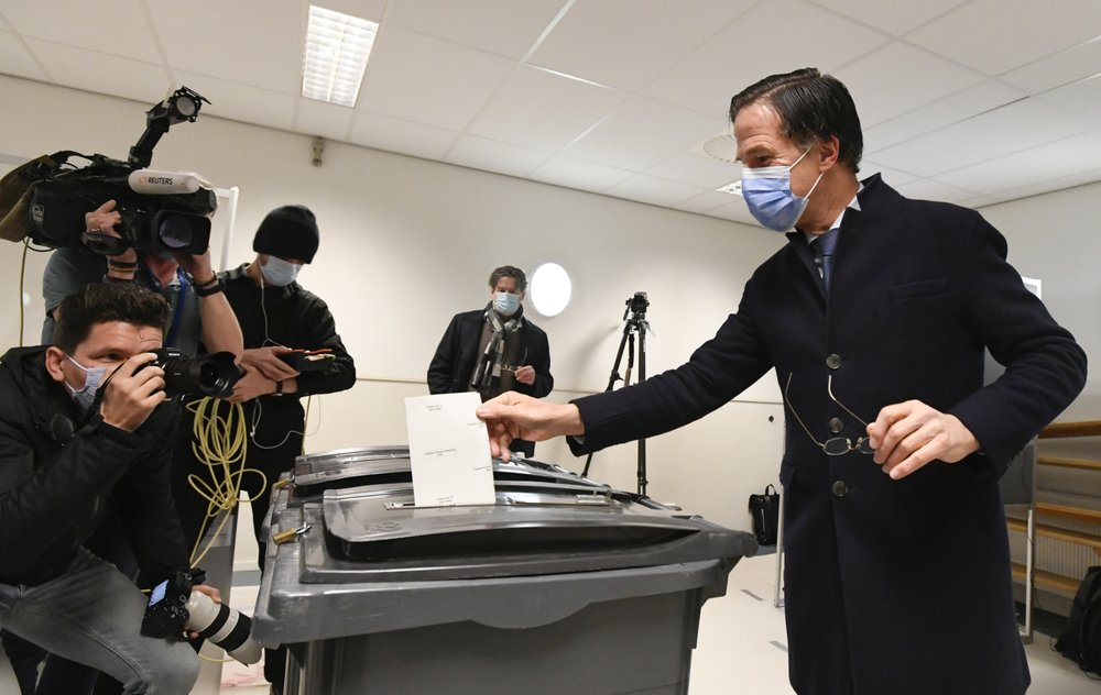 Rutte seen as winning most seats in Dutch vote