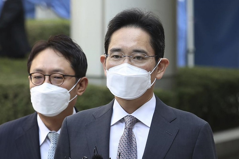 Samsung’s Lee fined over illegally using propofol