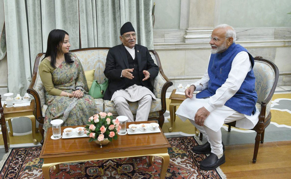 PM Dahal, his Indian counterpart Modi meet