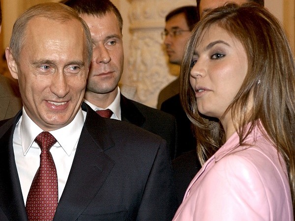 UK imposes sanctions on Putin’s ex-wife, mistress