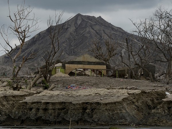 Philippine volcanic institute raises alert level for Taal volcano