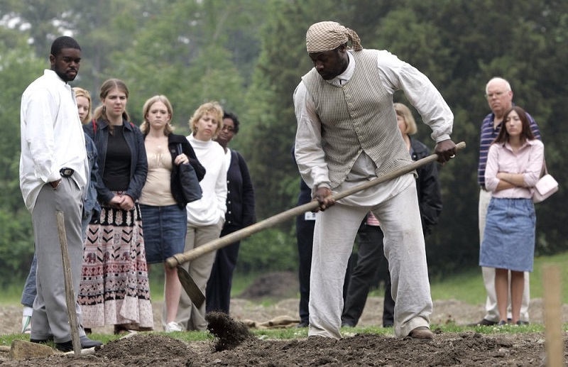 Many history interpreters of color carry weight of racism