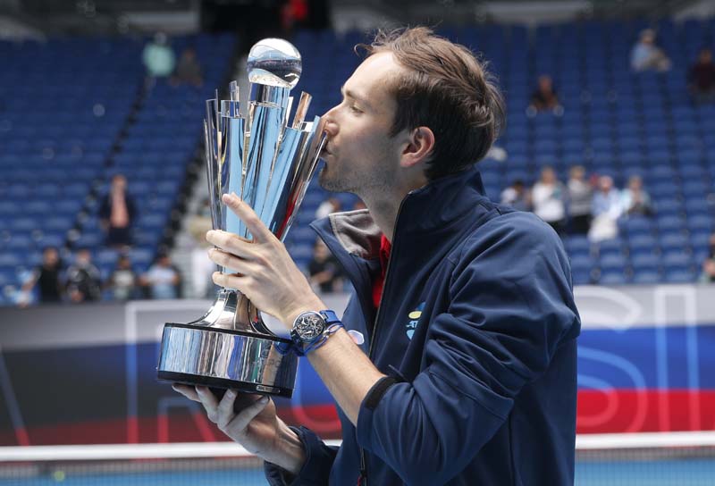 On a roll, Medvedev steers Russia to ATP Cup title