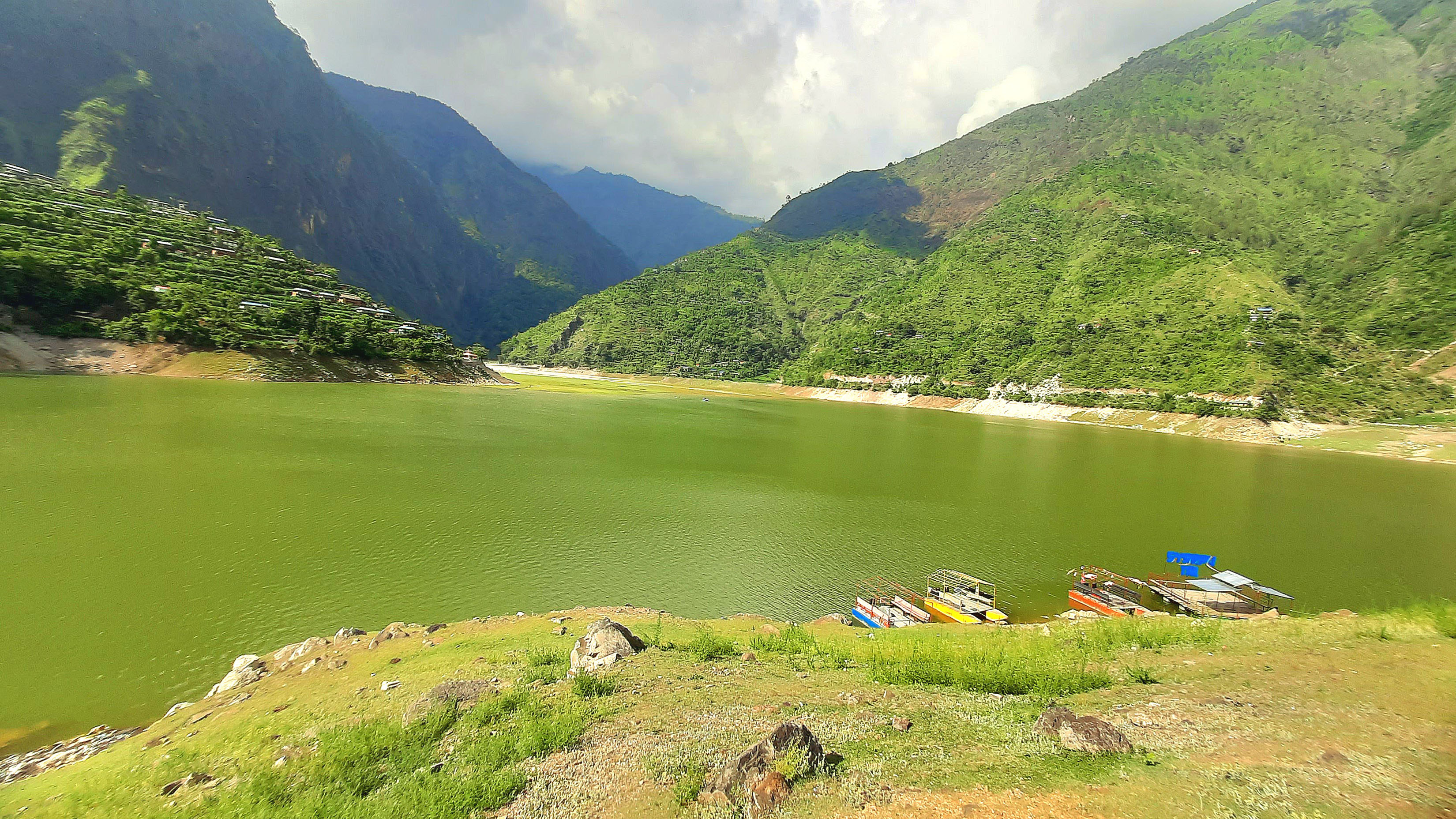 Syarpu Lake