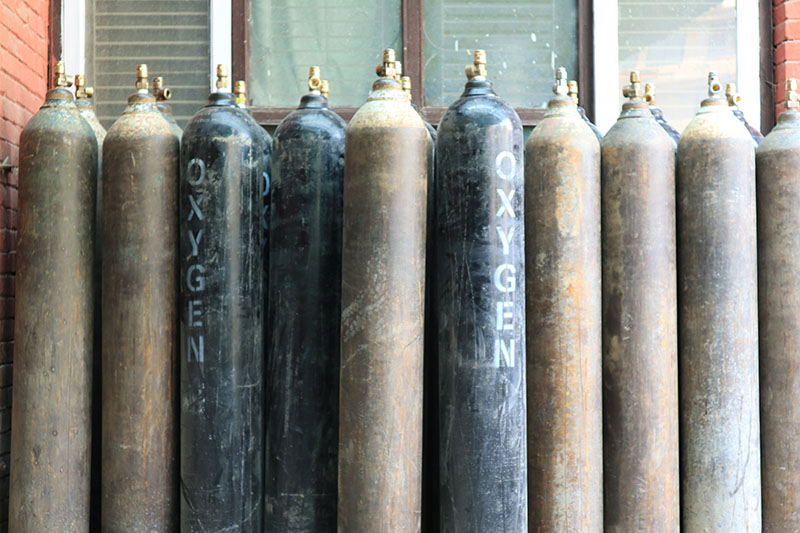 Police recover 5,432 oxygen cylinders