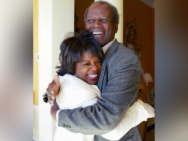 Oprah Winfrey pens emotional note in memory of Sidney Poitier