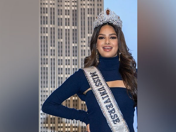 Miss Universe 2021 Harnaaz Kaur Sandhu visits NY’s Empire State Building