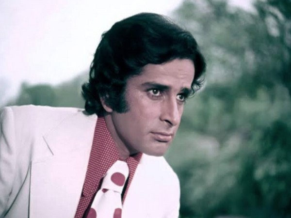 Kapoor family remembers Shashi on birth anniversary