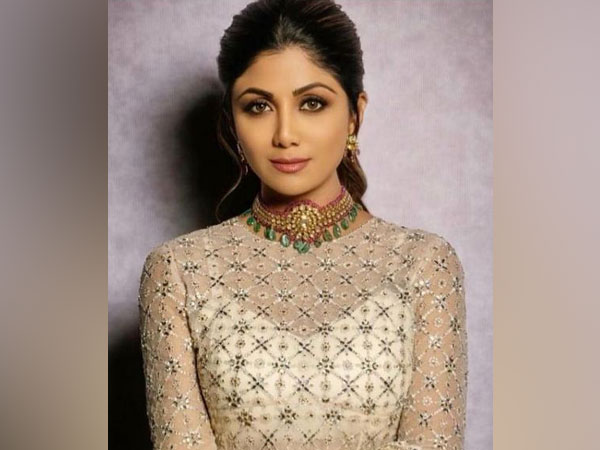 Shilpa Shetty bids adieu to 2021 with latest post