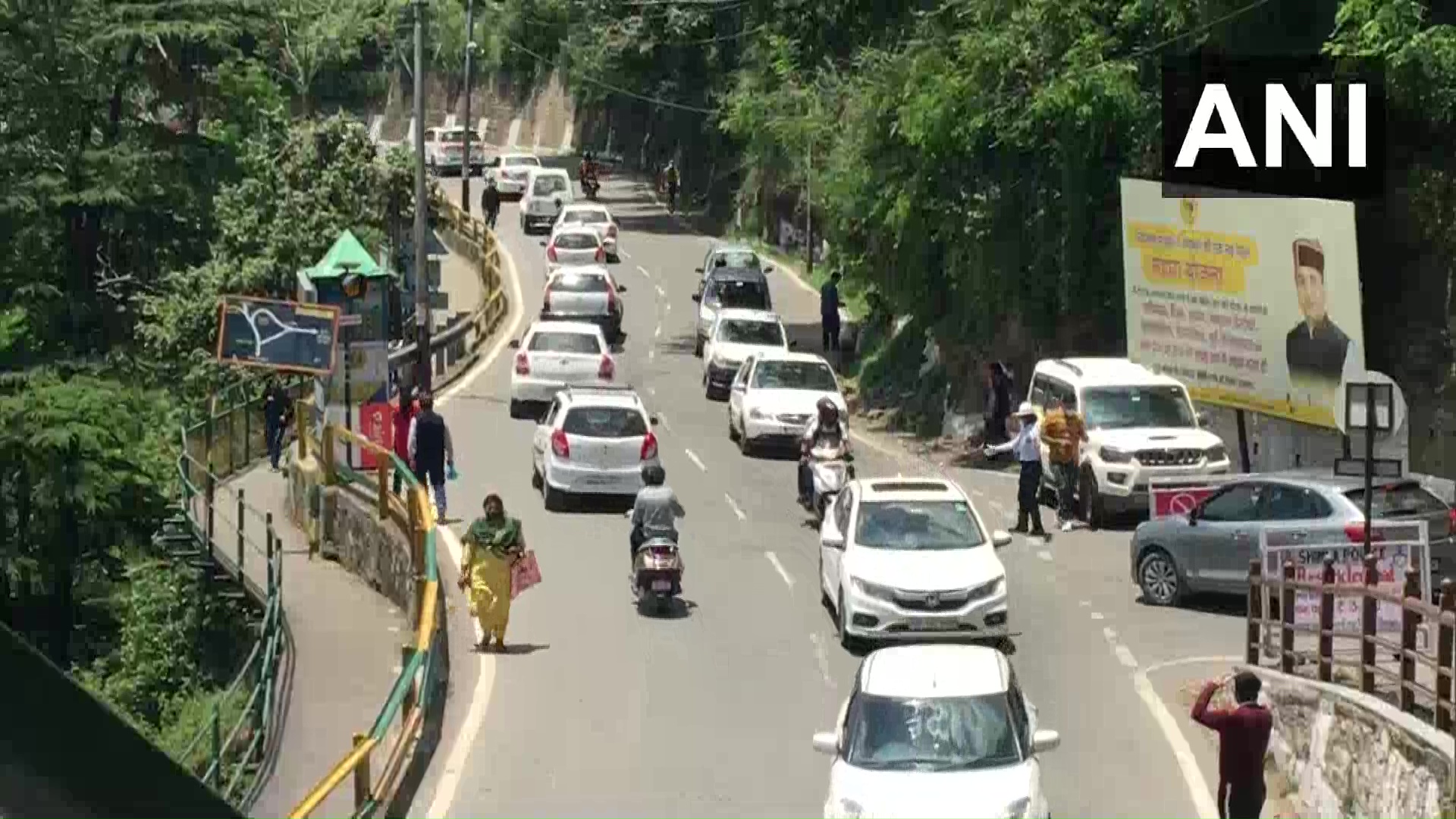 Nearly 5,000 vehicles enter Shimla as Himachal eases Covid restrictions