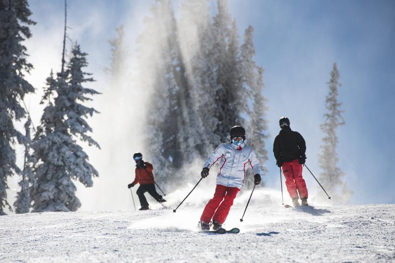 US open for ski despite COVID-19 restrictions