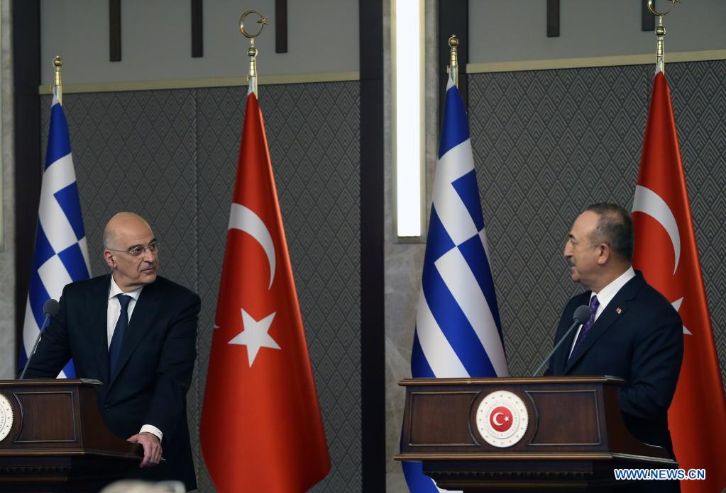 Turkey says issues with Greece can be resolved via dialogue