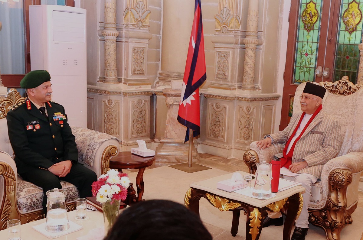 Indian Army Chief Dwivedi meets with PM Oli