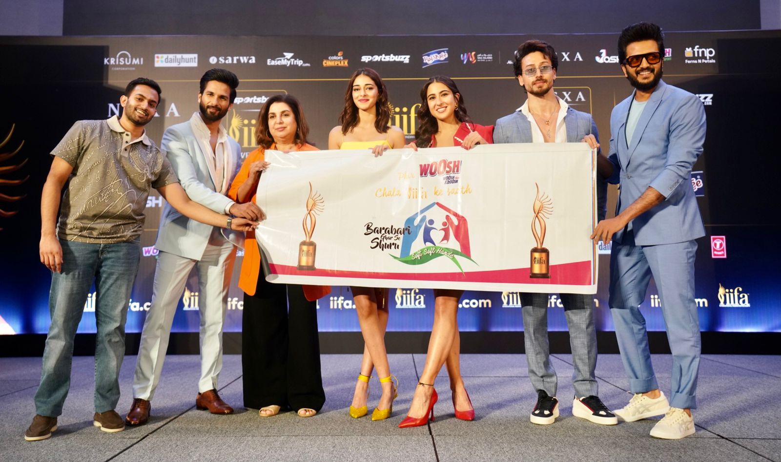 Bollywood celebs grace with their presence at IIFA 2022