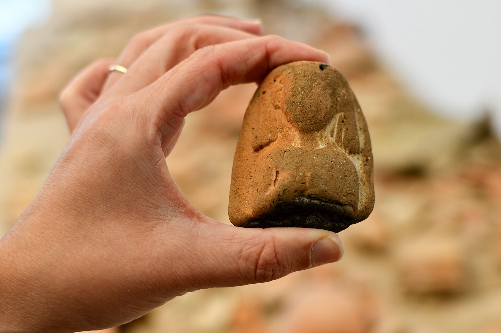 3,000-yr-old Egyptian goddess figurine discovered