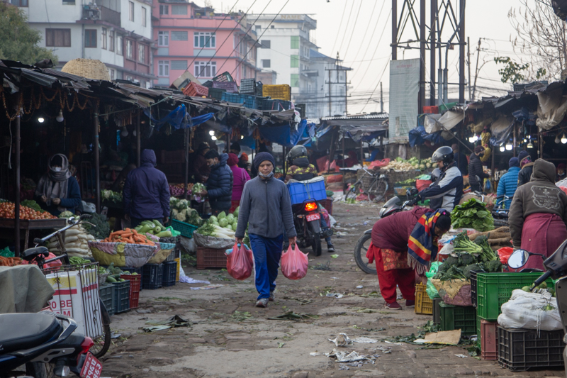 Visual stories of morning market amid COVID scare