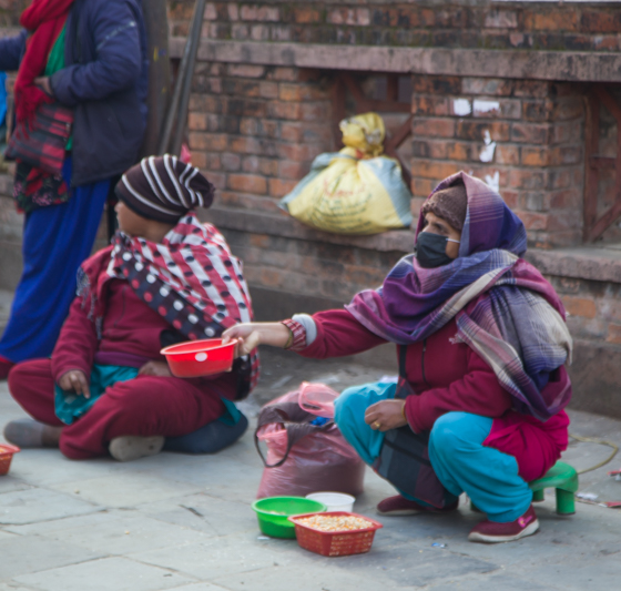 Morning life amid chilly winter