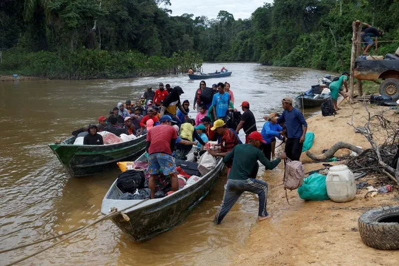 4 illegal miners killed in clash with Brazilian police