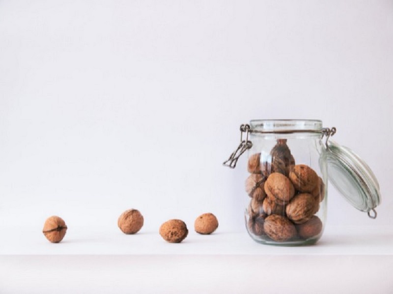 Eating walnuts daily lowers ‘bad’ cholesterol, may reduce cardiovascular disease risk: Study