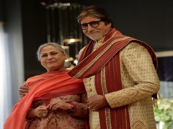 Amitabh shares throwback picture with Jaya