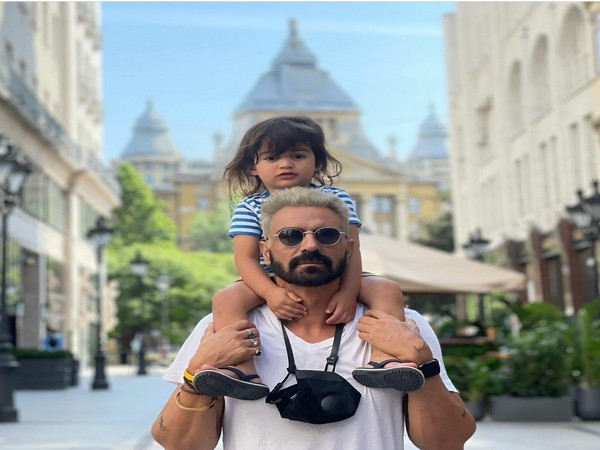 Arjun Rampal shares adorable pictures from vacation