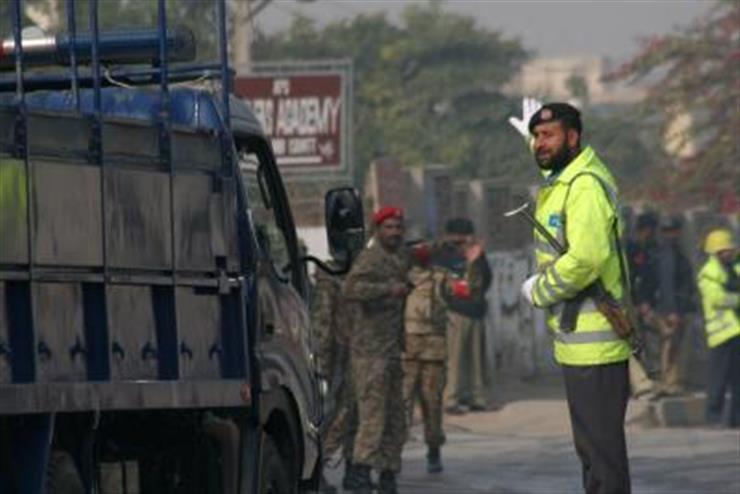 1 Policeman, 2 Terrorists Killed in Punjab Attack