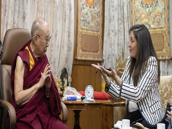 US special envoy meets spiritual leader Dalai Lama