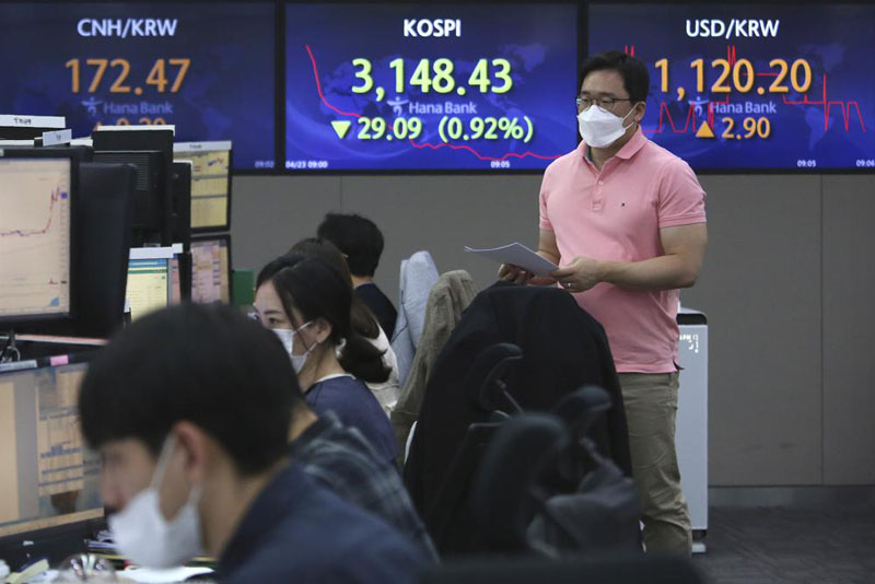 Asia stocks mixed after Wall St falls on Biden tax report