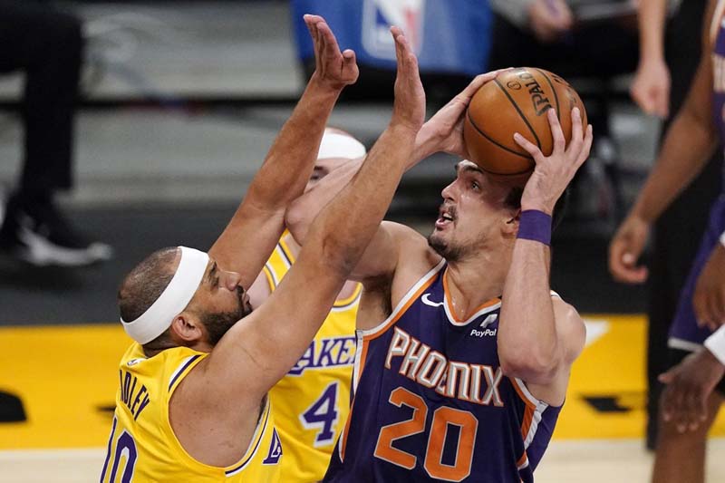 Suns overcome Booker’s ejection, hold off Lakers 114-104